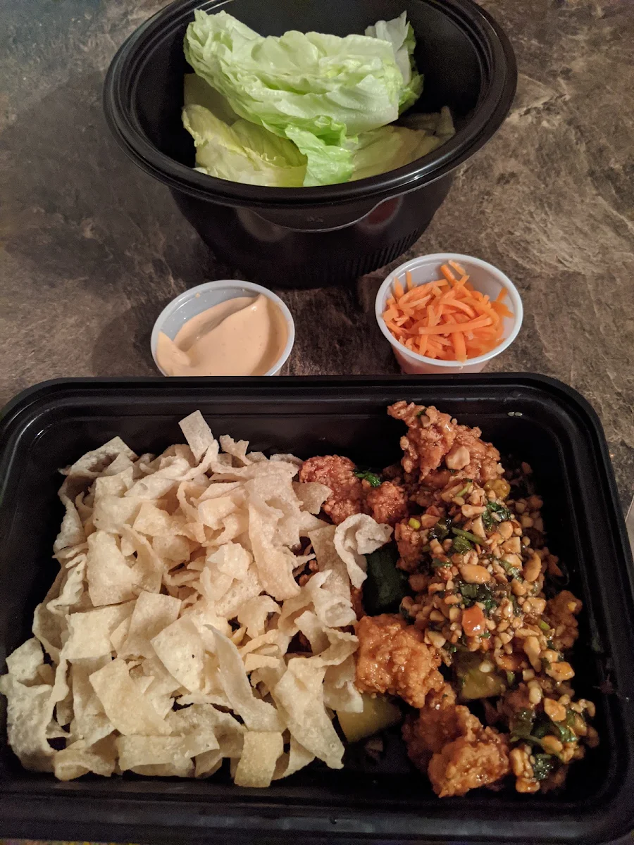 Cashew Chicken Lettuce Wraps