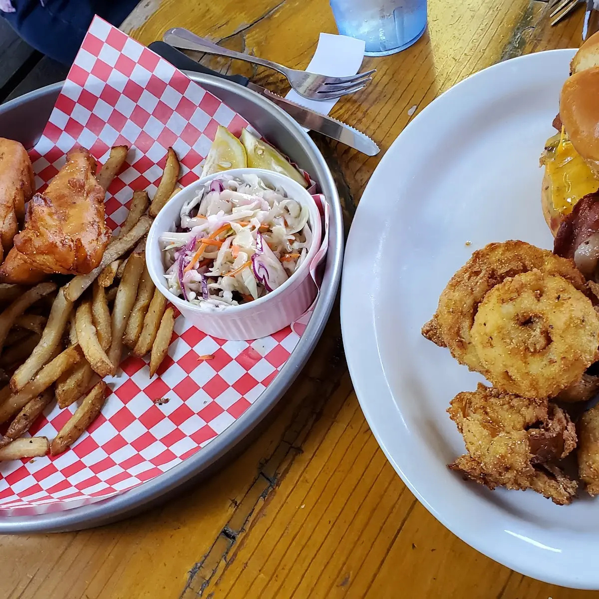 Fish and Chips Western Burger