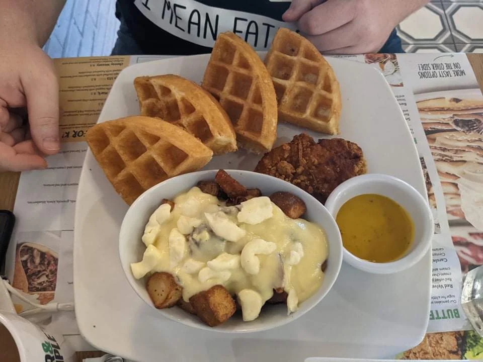 Chicken 'N' Waffle with Poutine, Pür & Simple