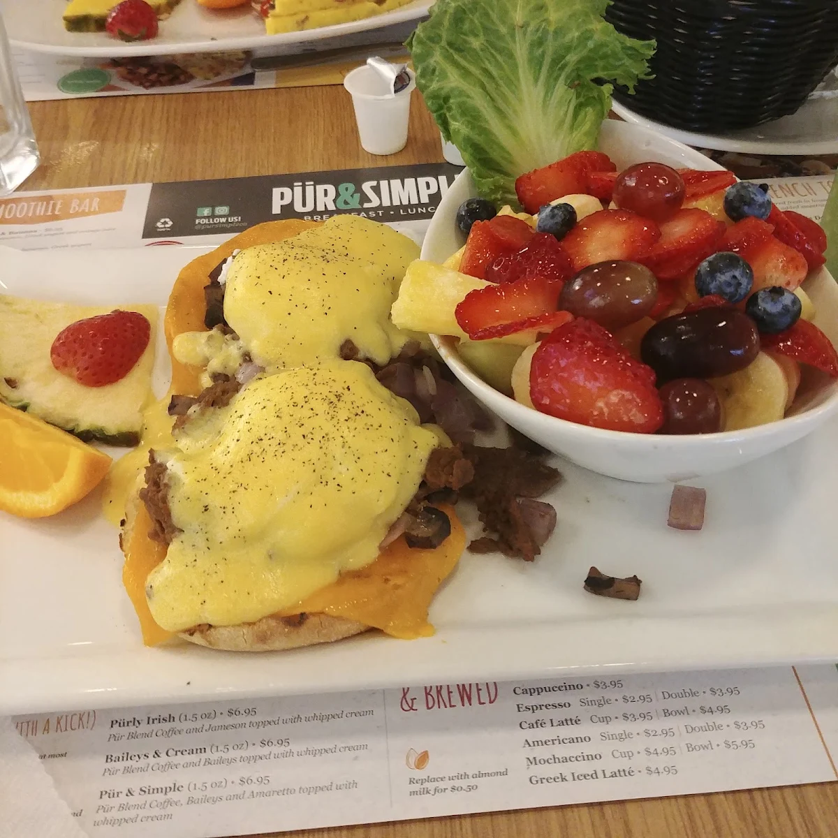 Eggs Benedict, Pür & Simple