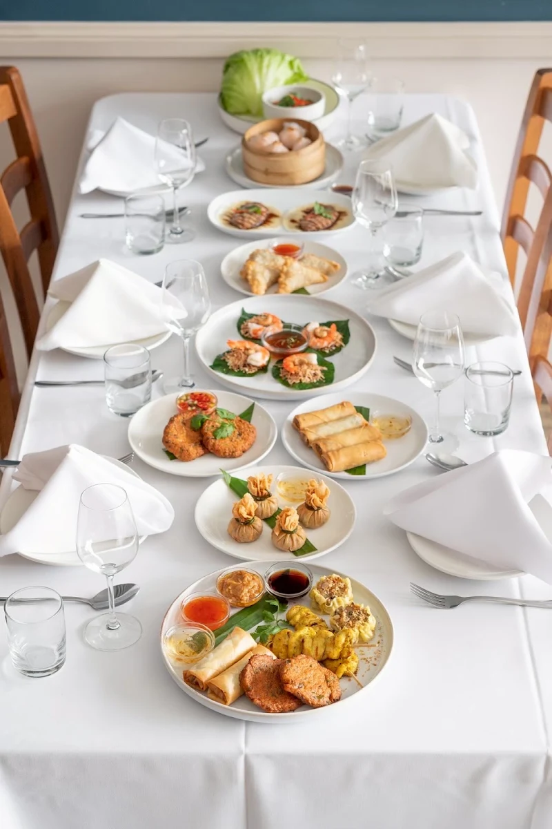 Highlights, Chim by Hanuman Thai
