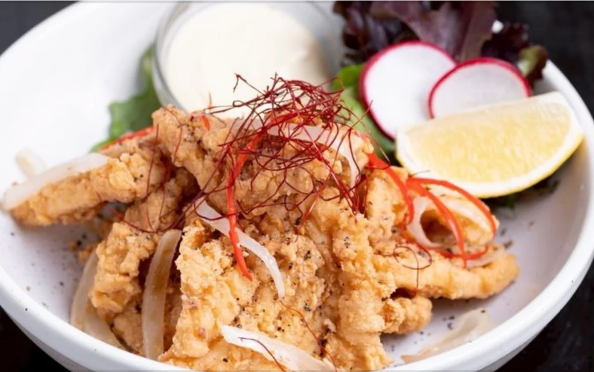 Highlights, Chim by Hanuman Thai