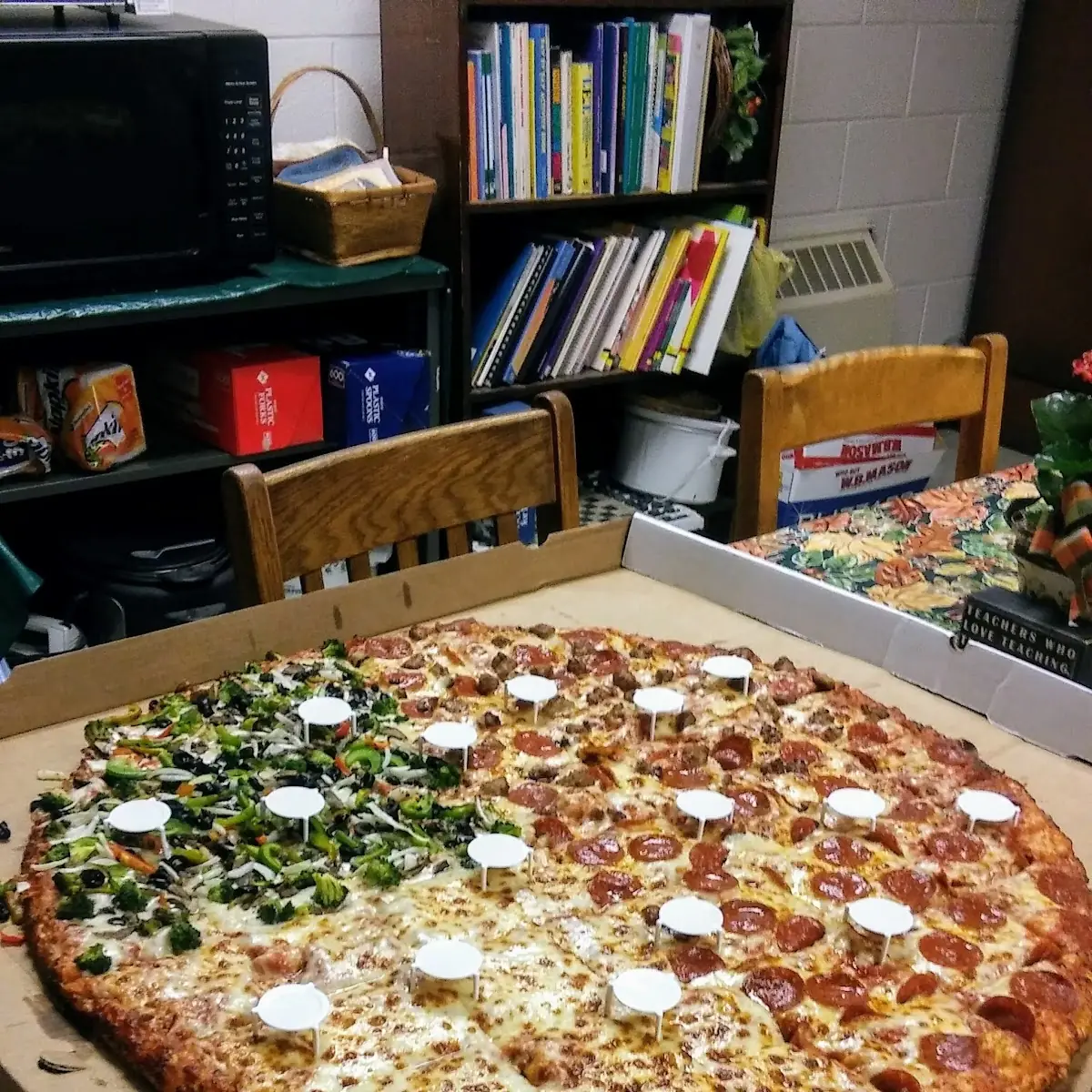 Party Pizza