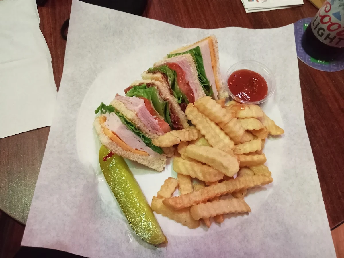 Half Club Sandwich