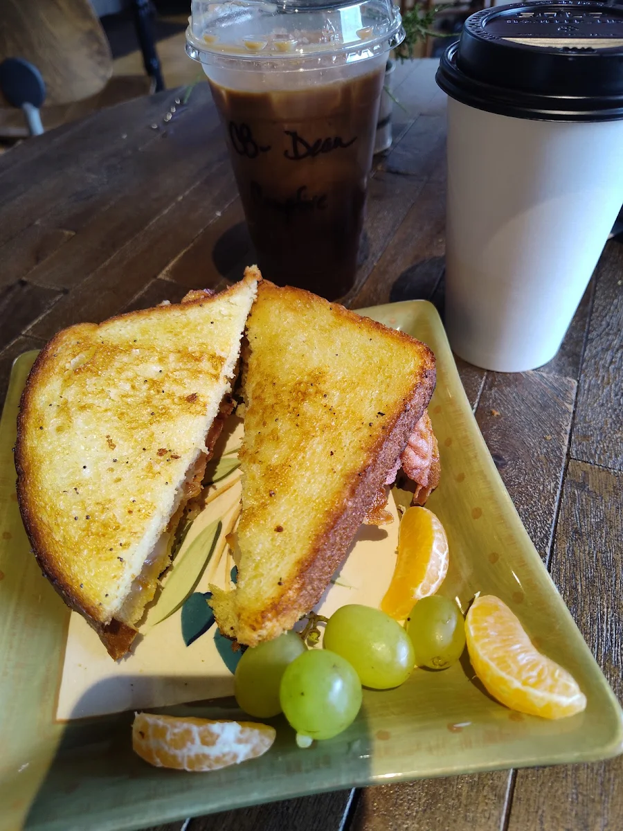 Grilled Cheese with Ham and Fig