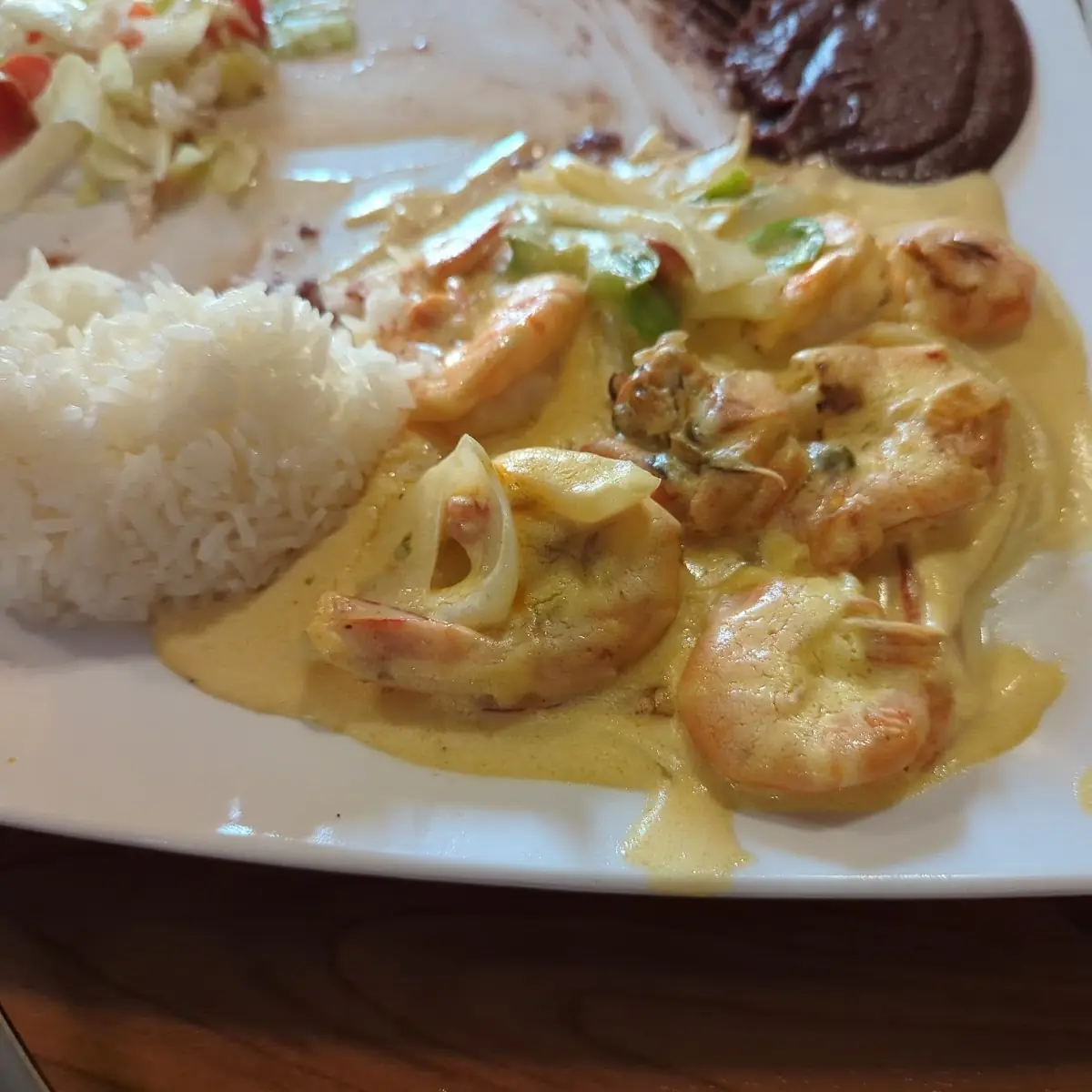 Camarones En Crema
