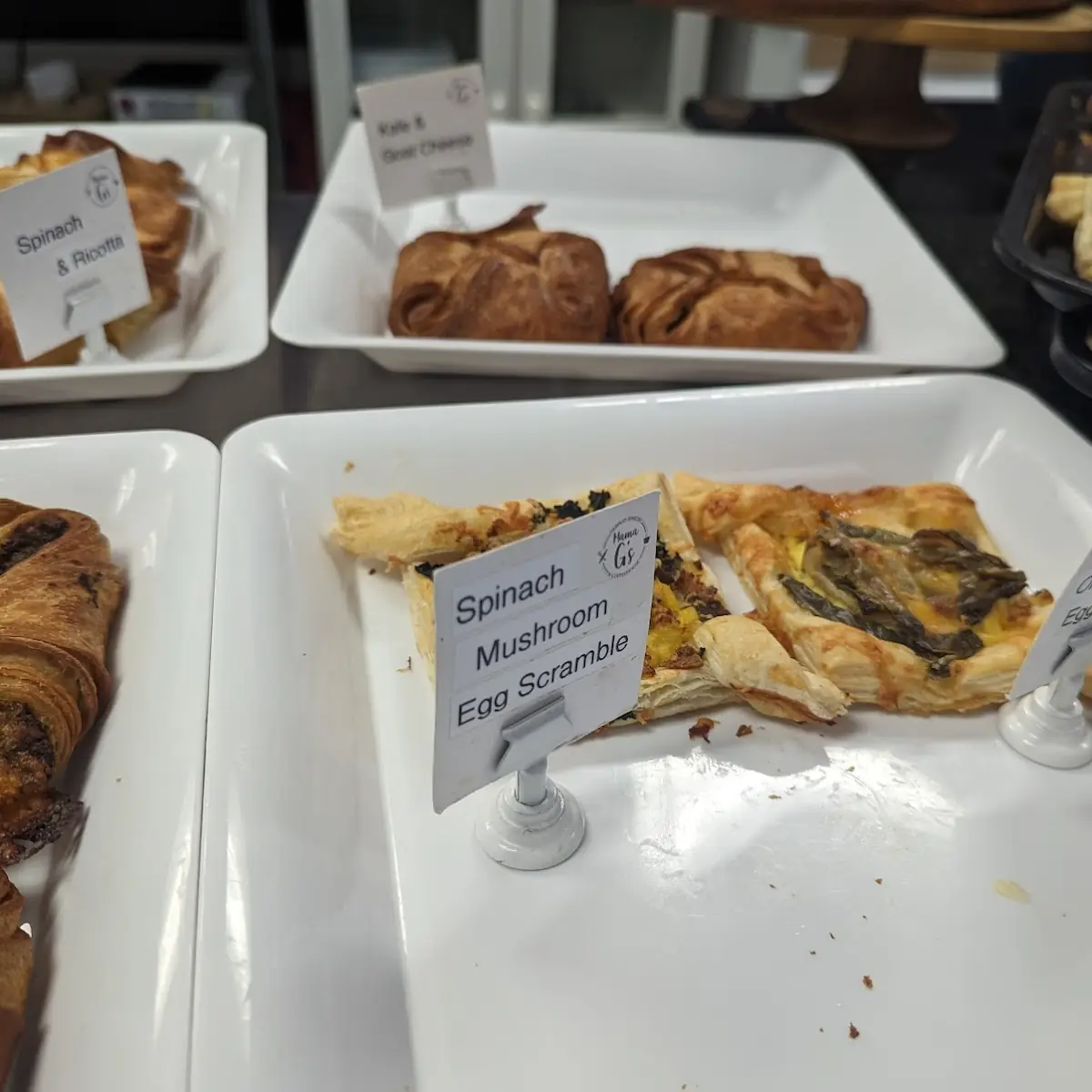 Tomato Pesto Mozzarella Croissant