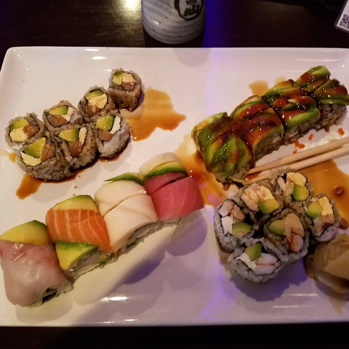 6 Piece Spicy Yellowtail Sashimi Roll