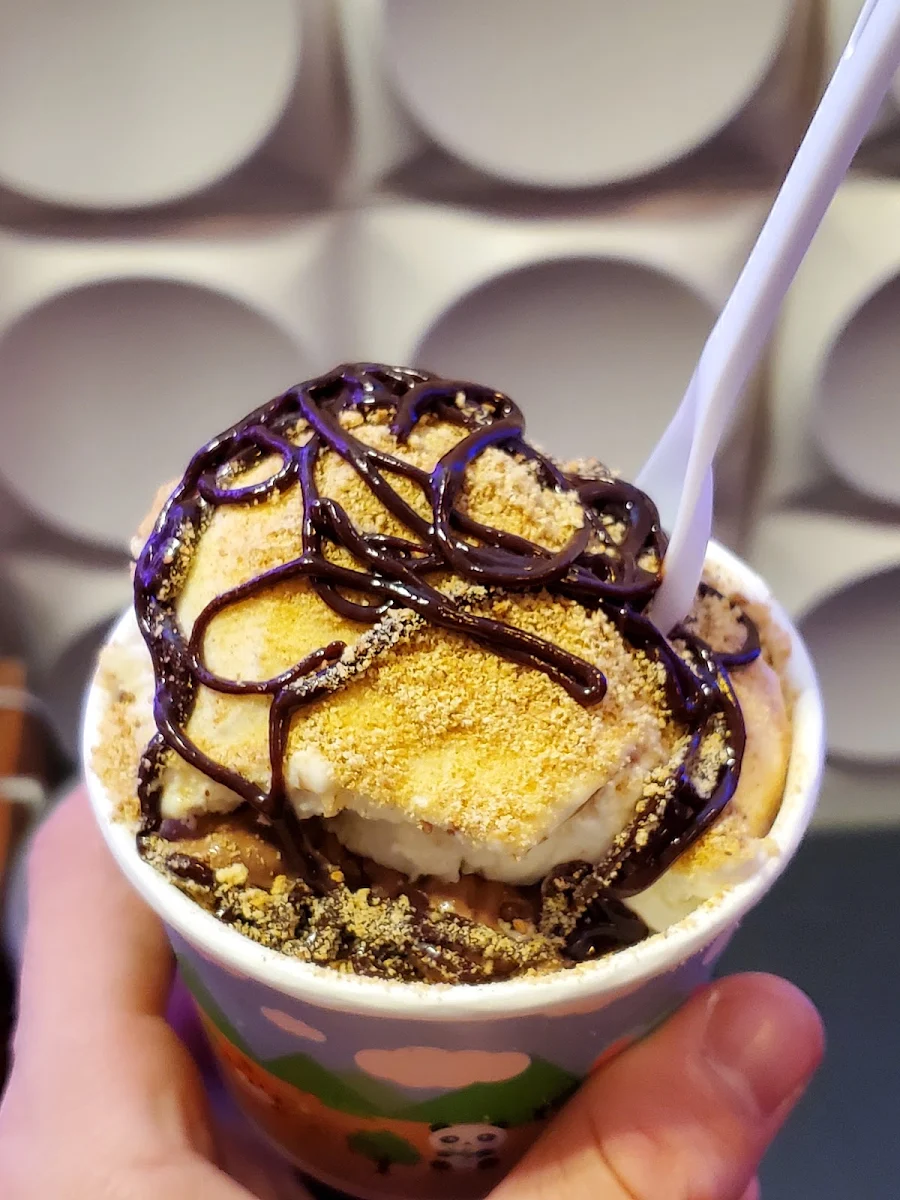 Burnt Marshmallow w Crushed Graham Crackers and Chocolate Drizzle