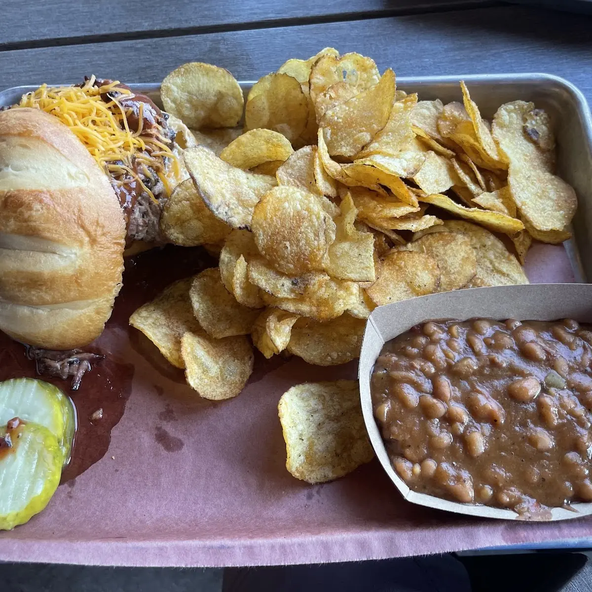 Brisket Sandwich w Baked Beans