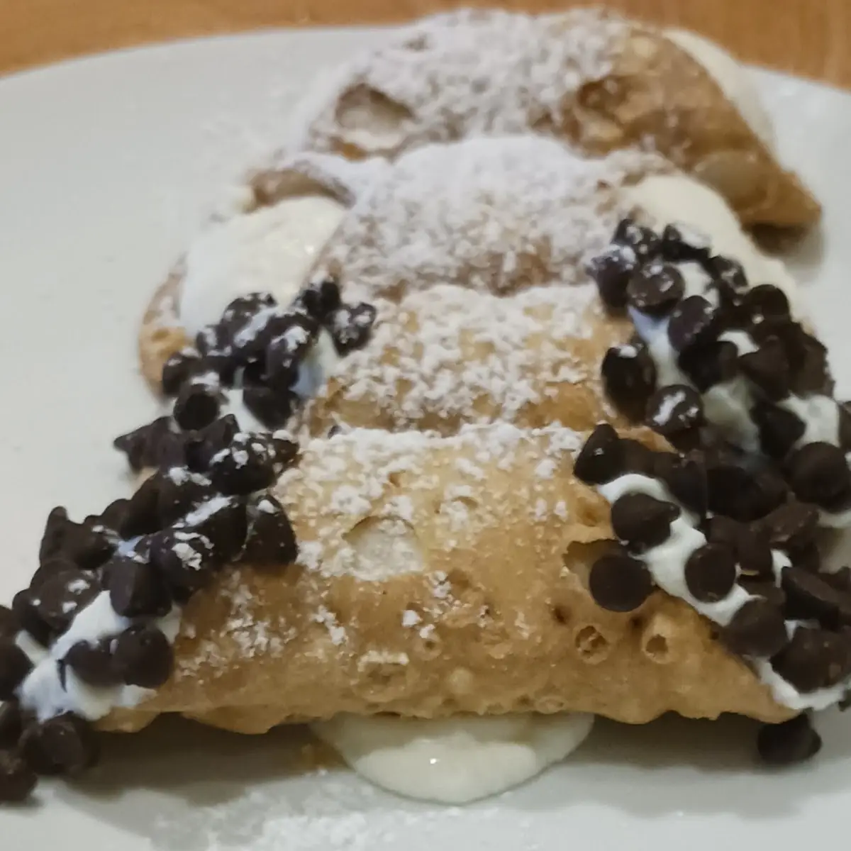 Chocolate Chip Cannoli