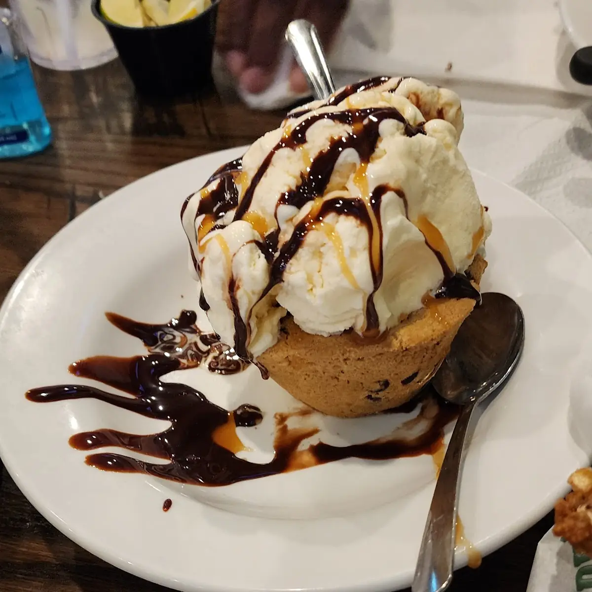 Chocolate Chip Lava Cookie & Vanilla Ice Cream