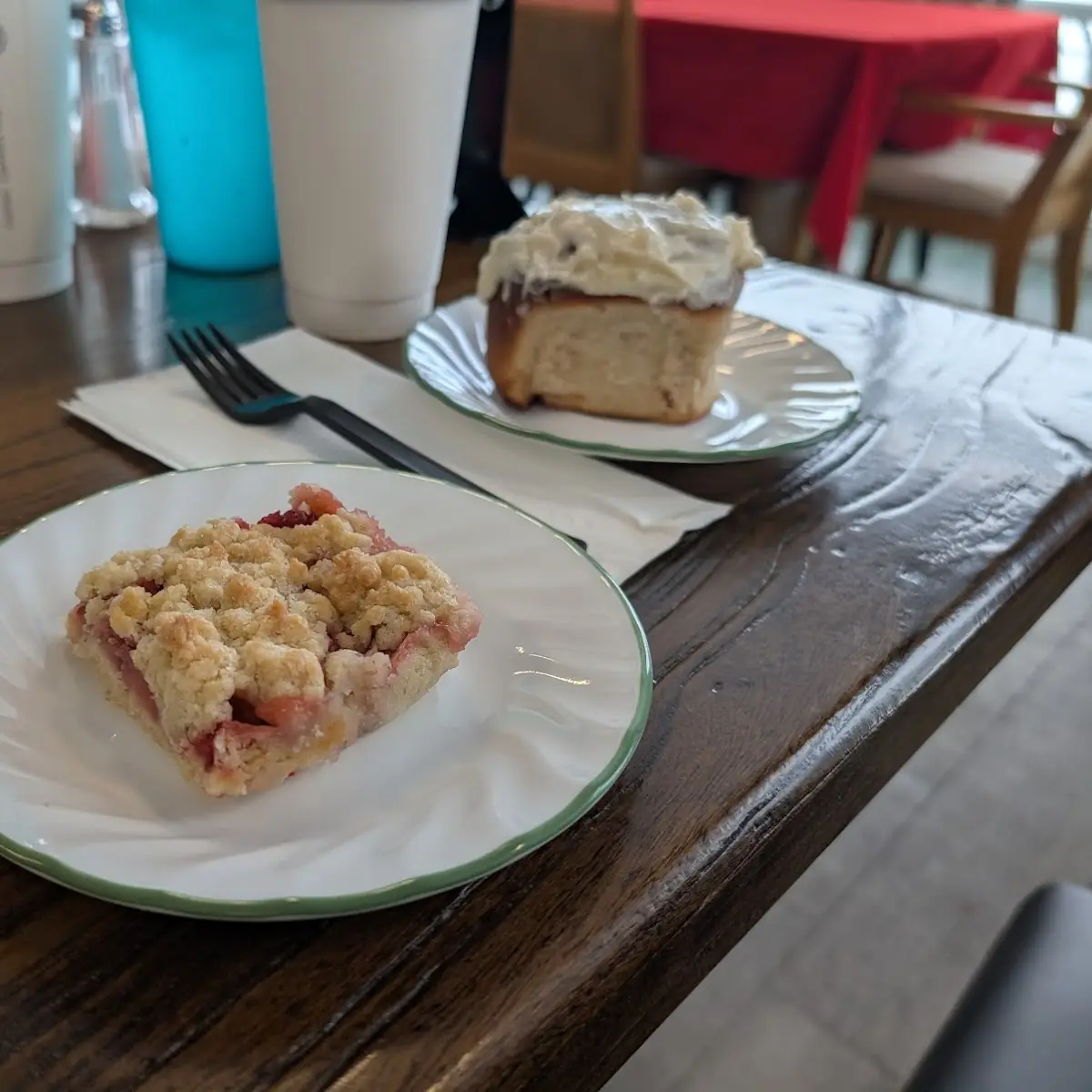 Strawberry Streusel Bar