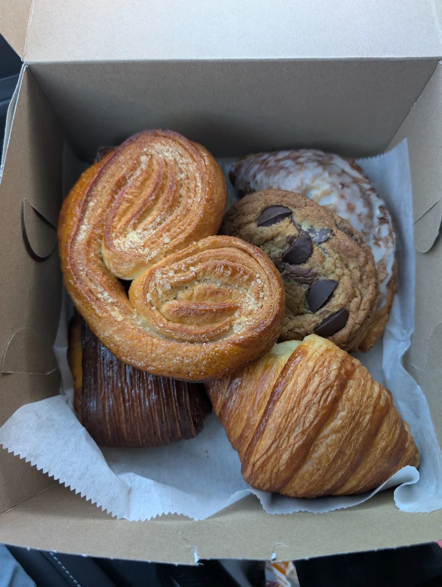 Cruffin