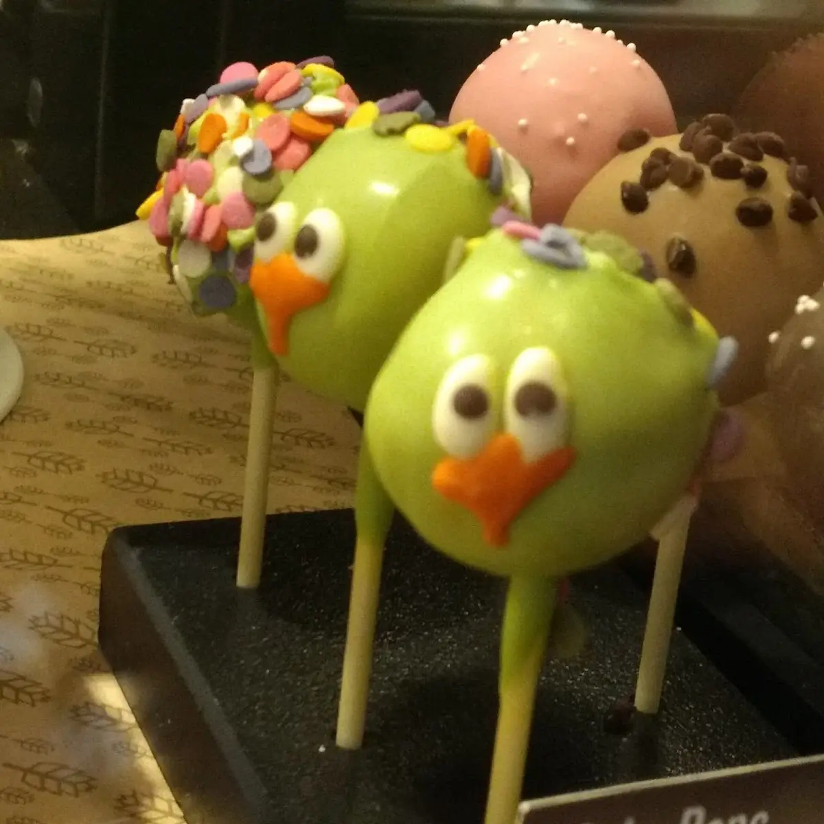 Frog Cake Pop