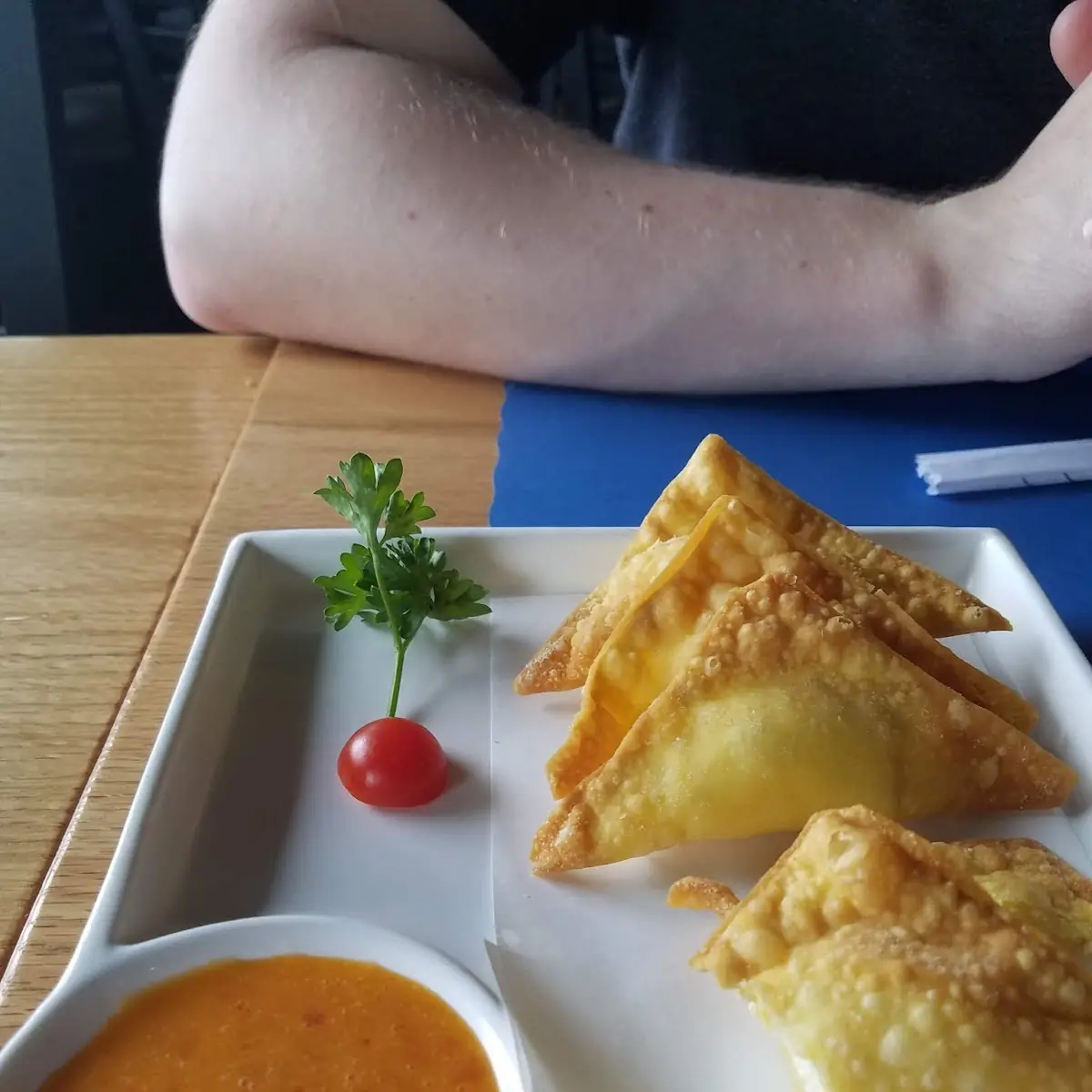 Umi's Crab Rangoon