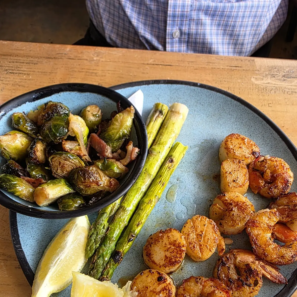 Grilled Shrimp & Scallops