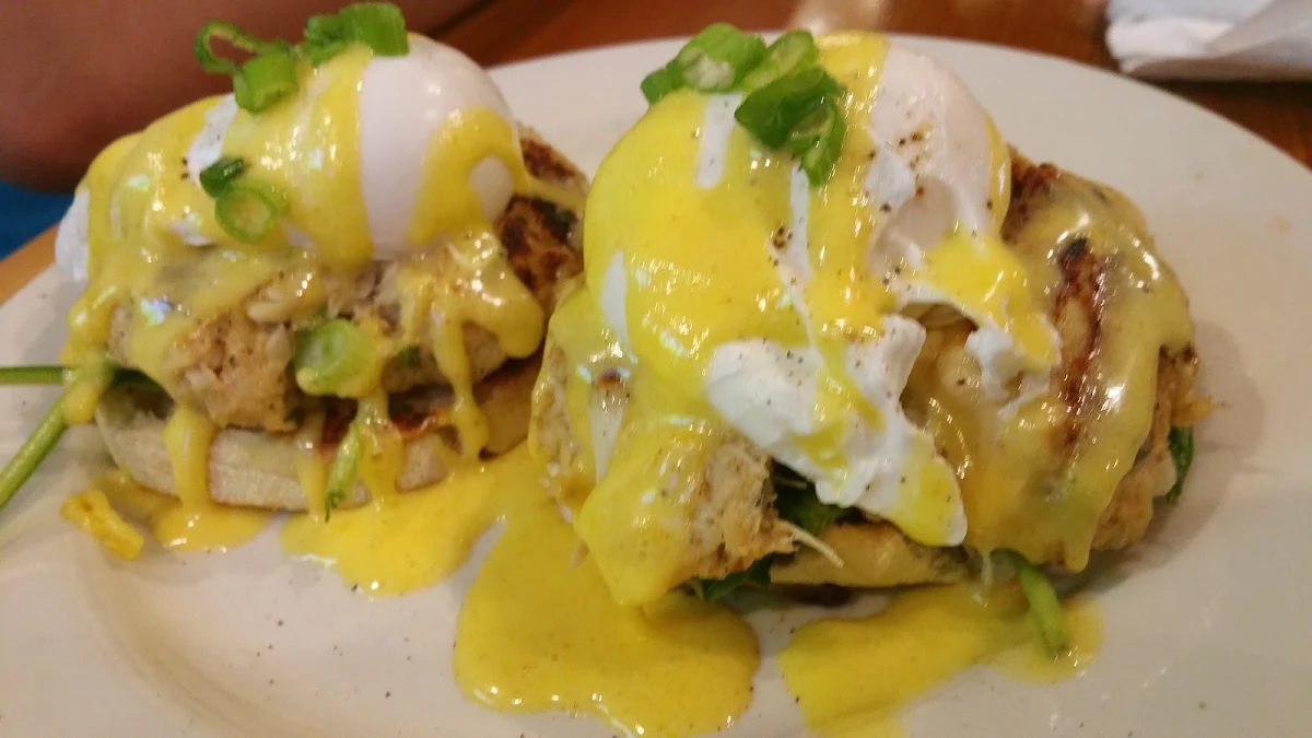 Crab Cake Benedict