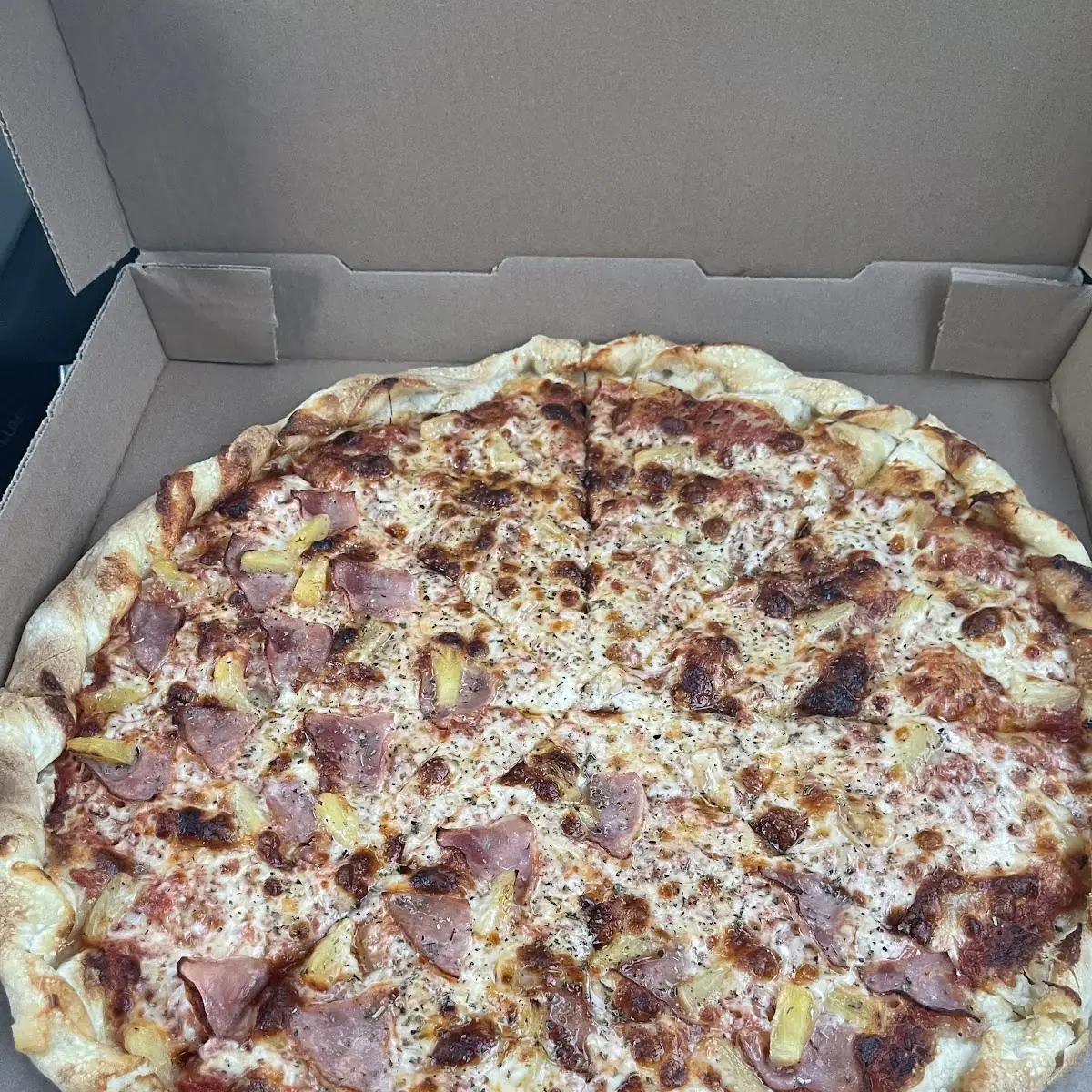 Hawaiian Pizza