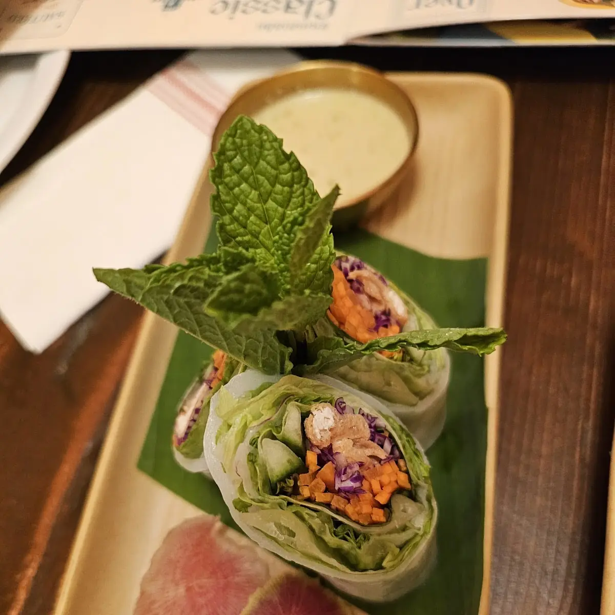 Fresh Vegetable Rolls with Dipping Sauce