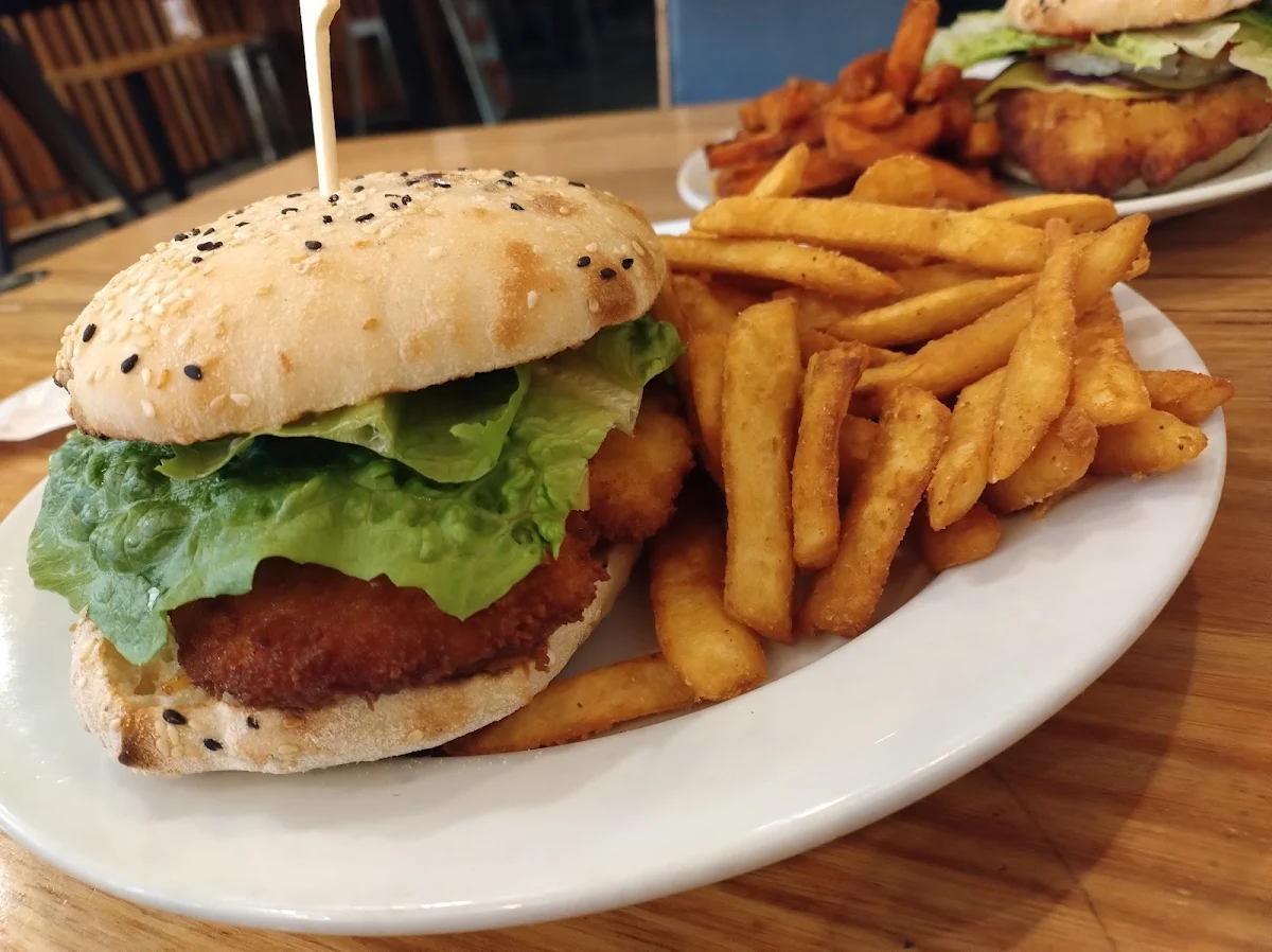 Basic Instinct Burger and Chips