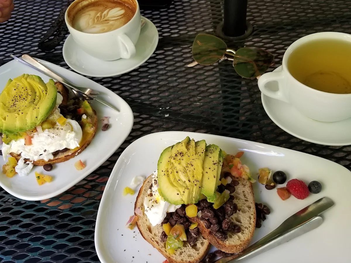 Avocado Toast w Black Beans