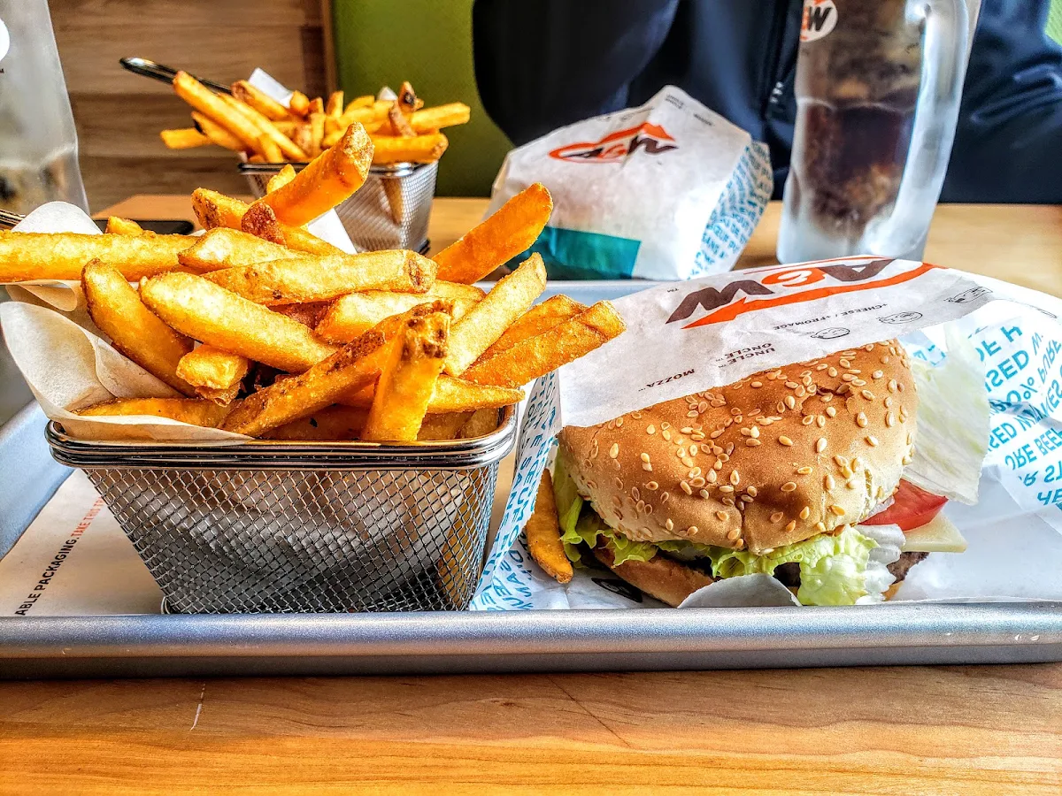 Mozza Burger and Fries, A&W Eagle Ridge Fort McMurray Canada