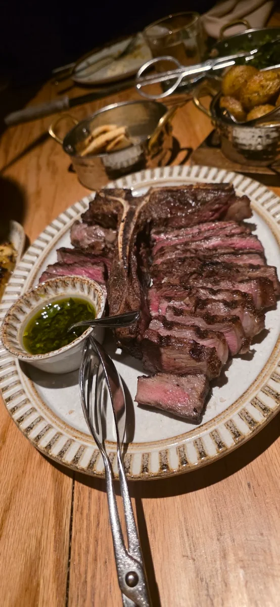 T-Bone Steak 32oz, Myth