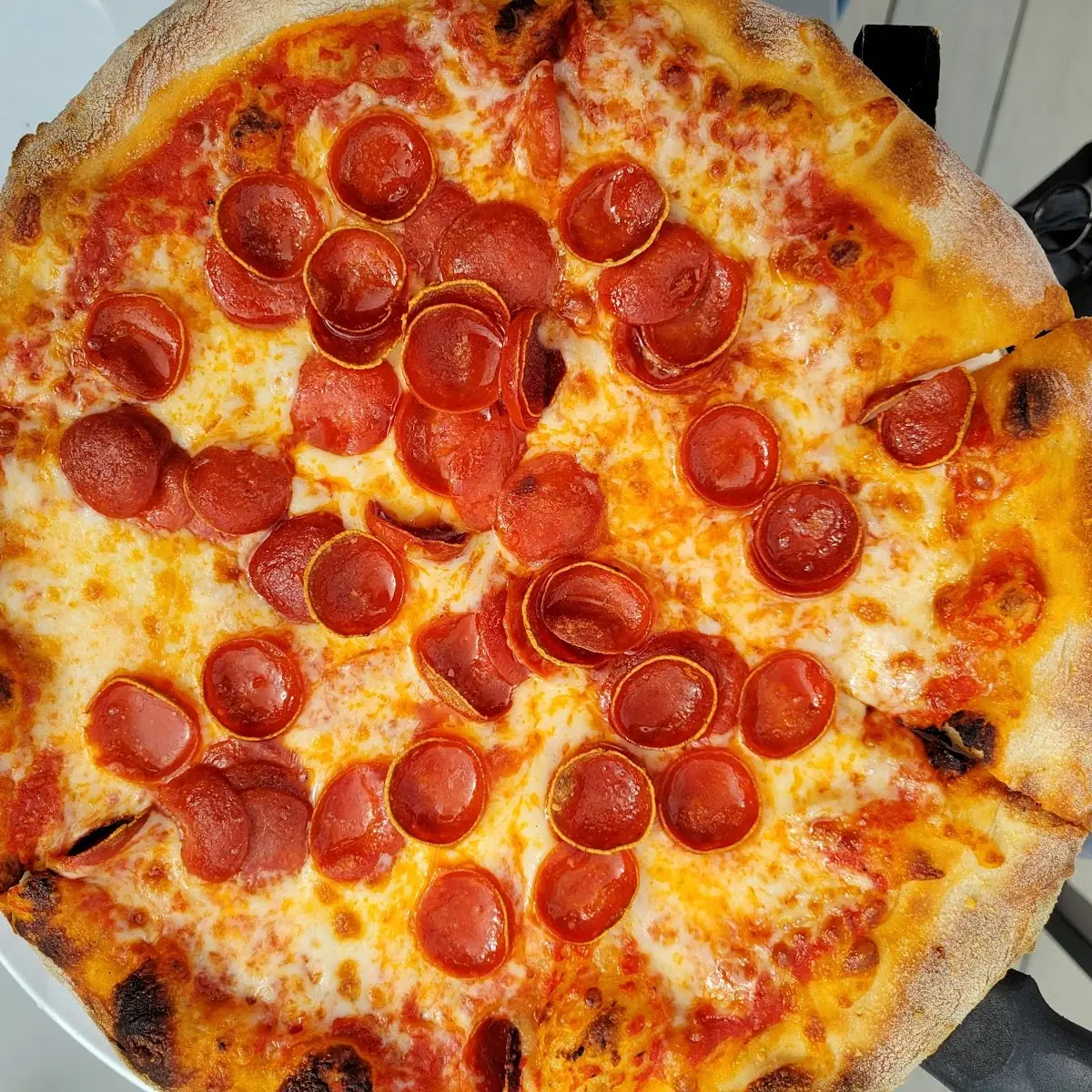18 Pepperoni Pizza