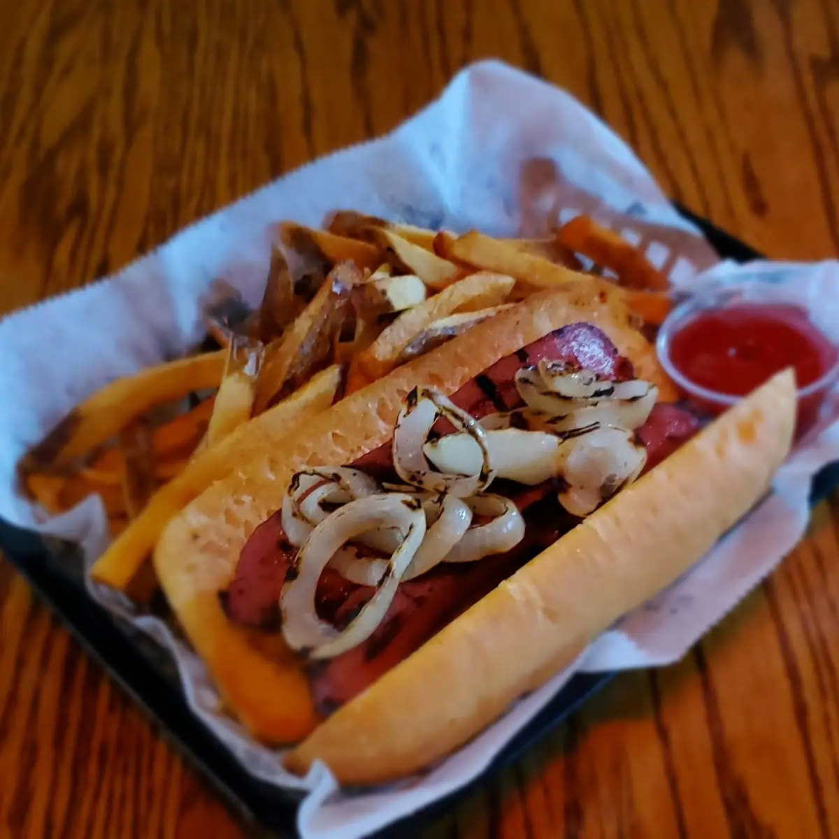 Chili Cheese Wood Grilled Beef Polish