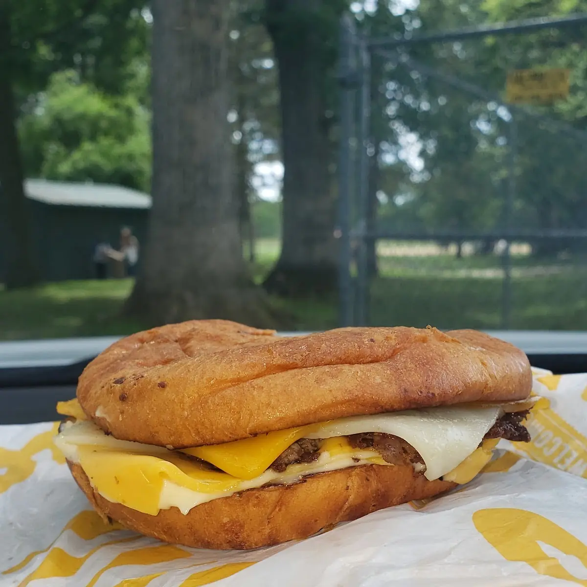 Cheesy Pub Burger