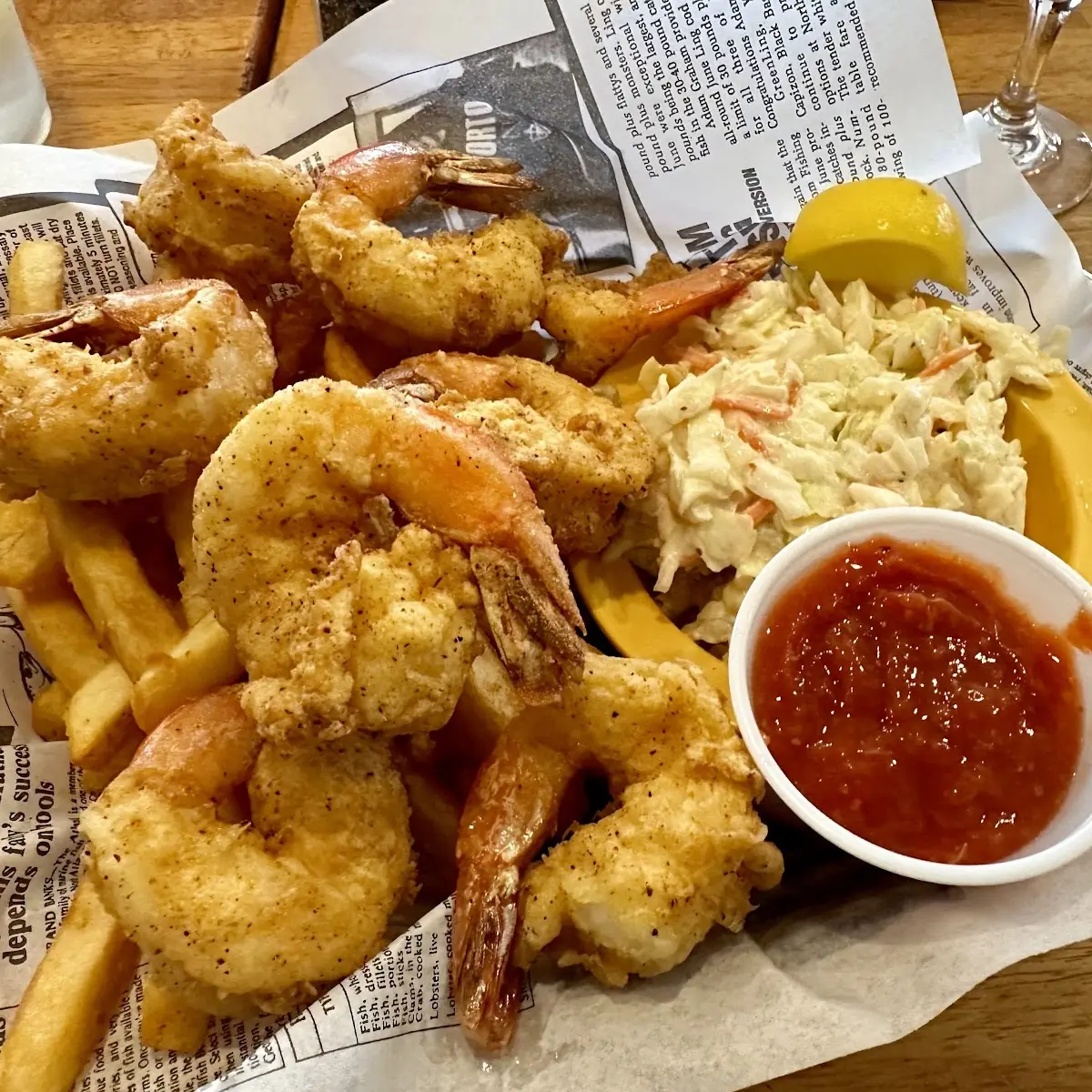 Fried Shrimp and Calamari Combo Plate