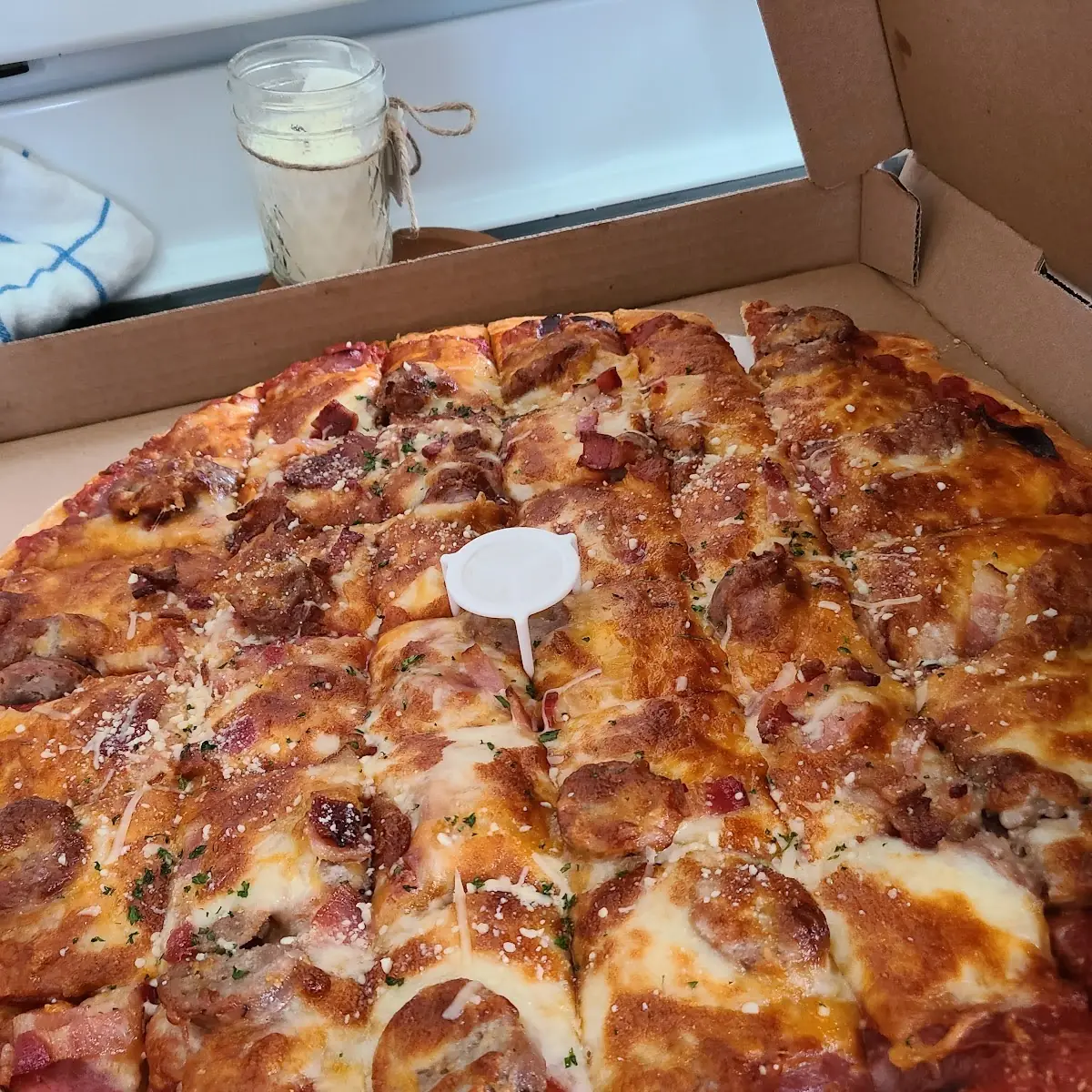 BBQ Bacon Brisket Pizza
