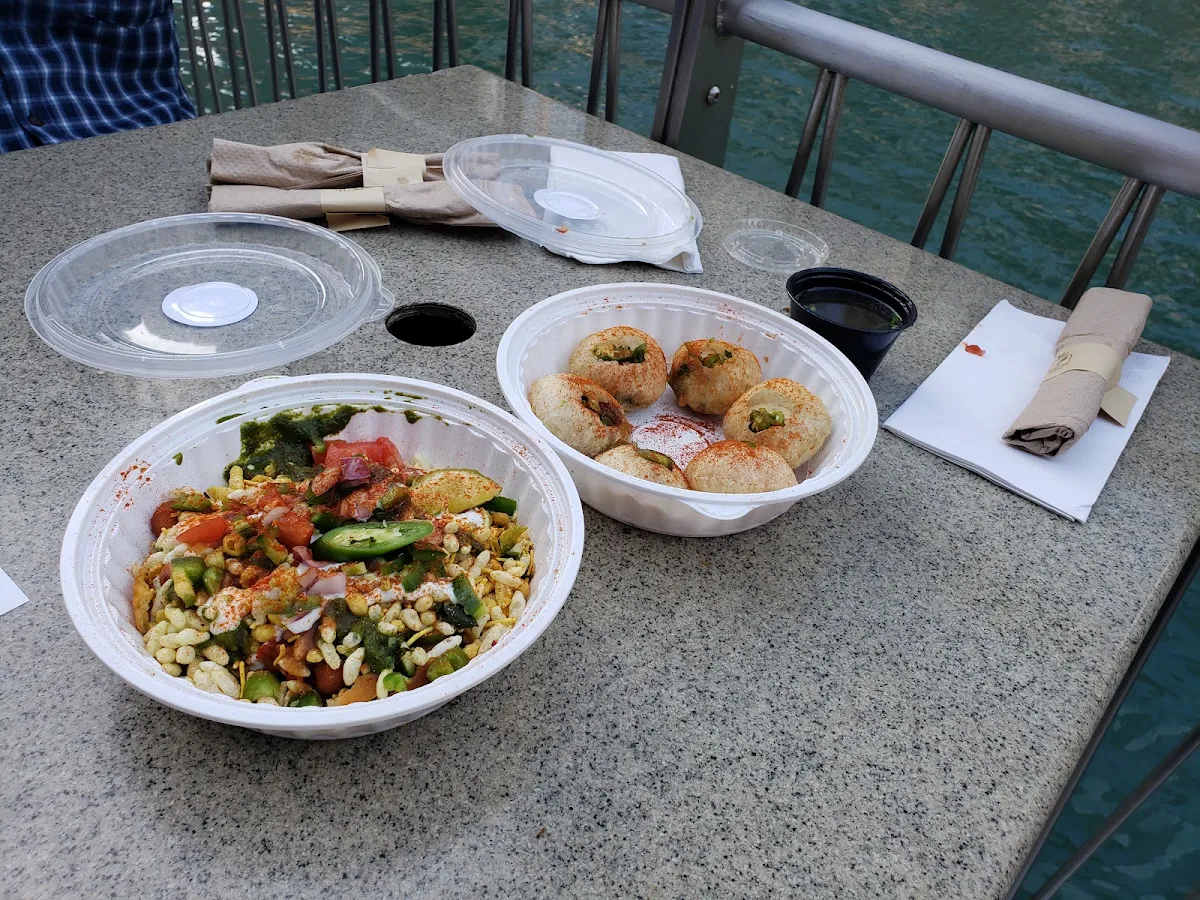 Samosa Chat Pani Puri