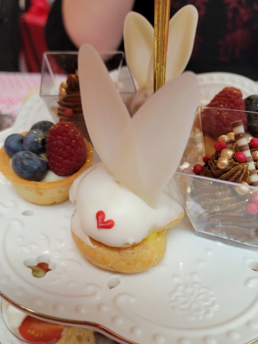 Bunny Cream Puff
