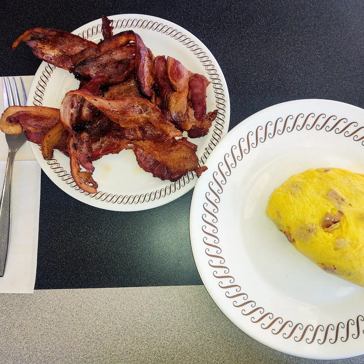 Ham & Cheese Omelette with a Large Bacon