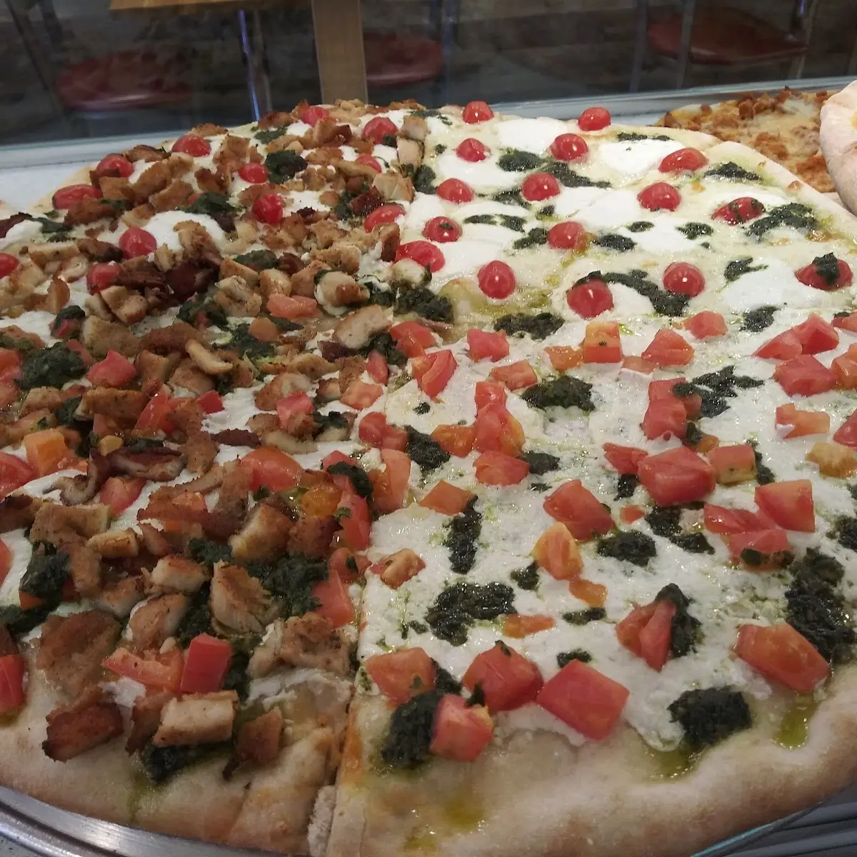 Primavera Pizza