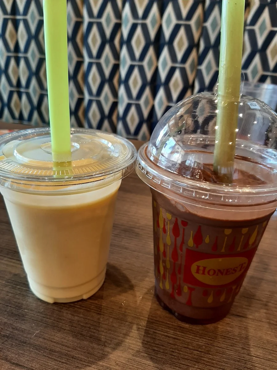 Mango Lassi, Honest Restaurant Etobicoke