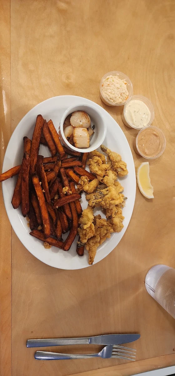 Clams and Sweet Potato Fries