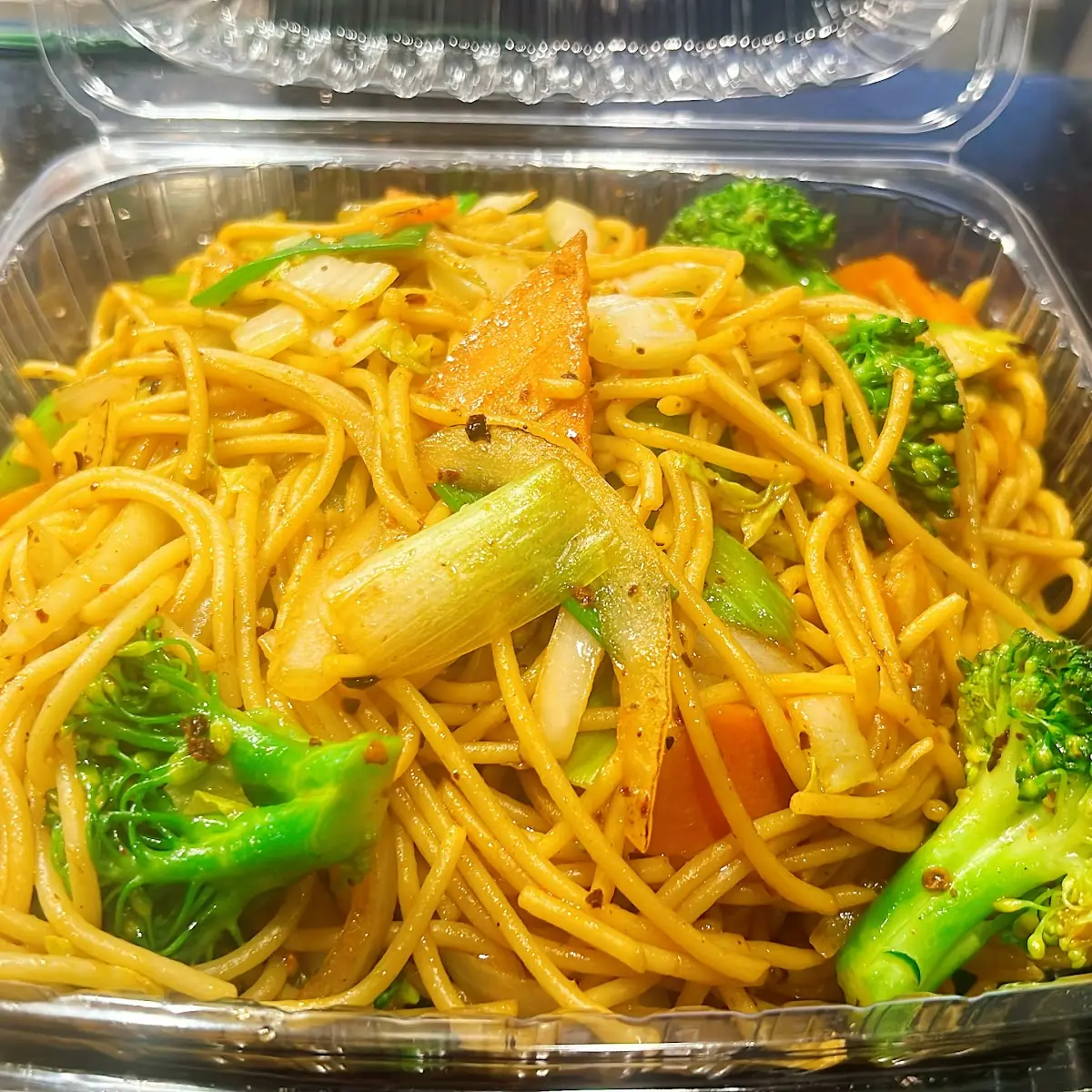 House Yummy Lo Mein