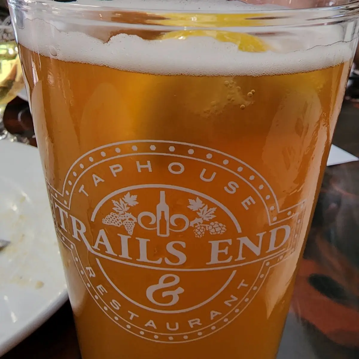 Trails End 16oz Pint Glass