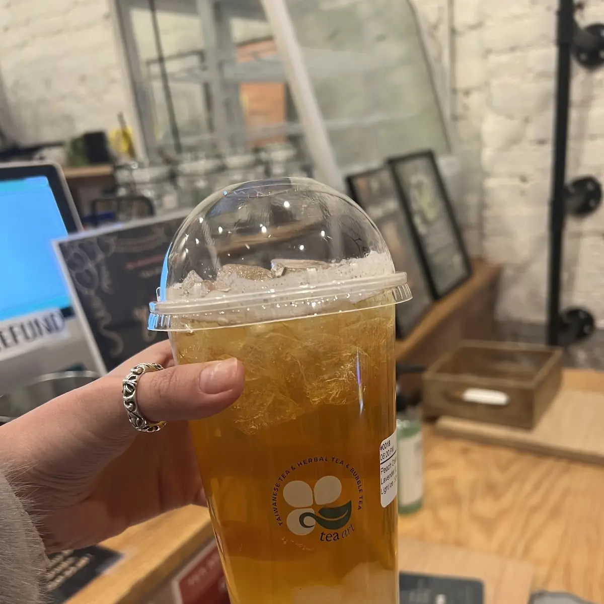 Peach Oolong Tea with Lavender