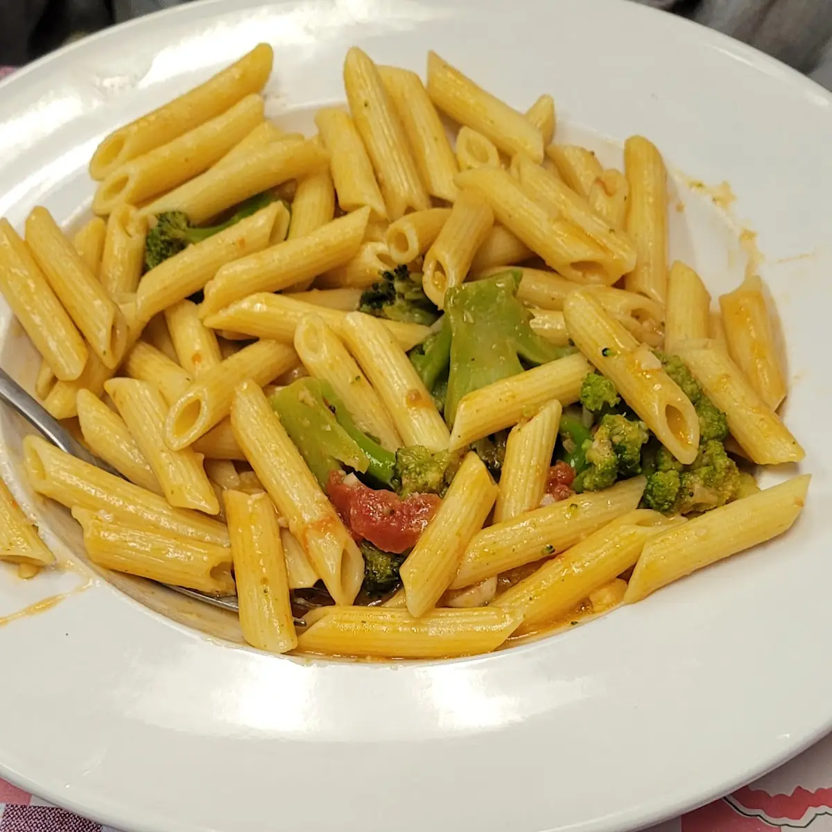 Penne Pasta with Broccoli with Garlic Sauce