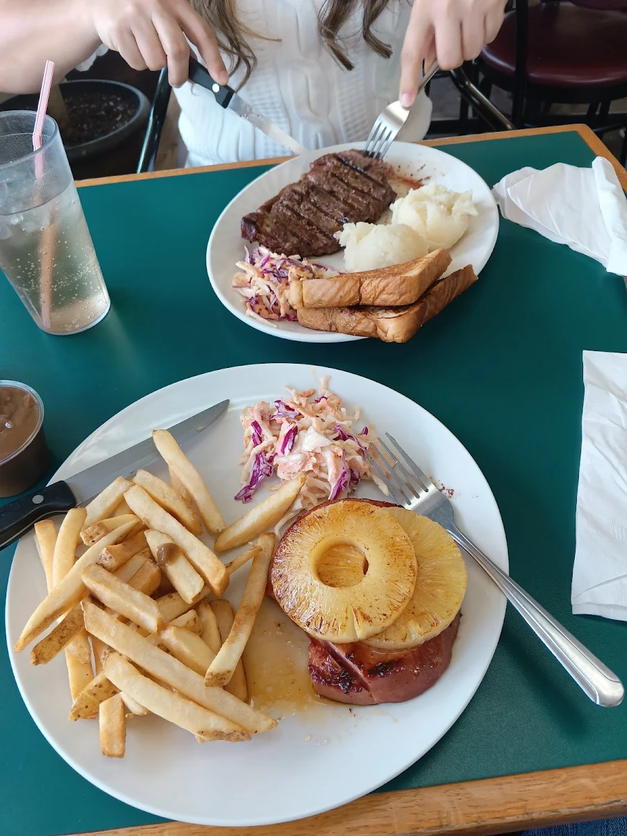 Highlights, Amiro's Steak House