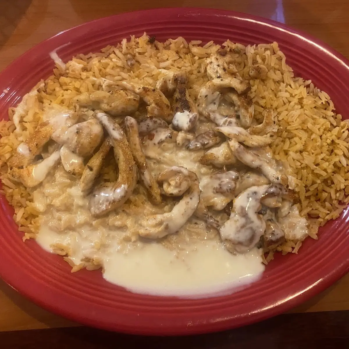 Spicy Chicken with White Sauce and Rice