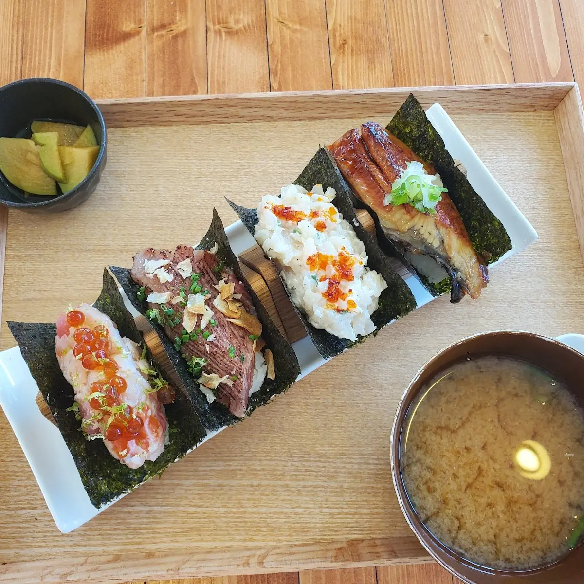 Moru Hand Roll Set