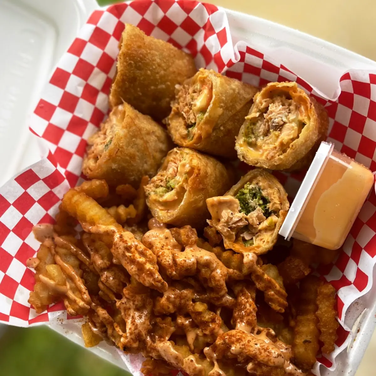 Seafood Egg Roll & Fries