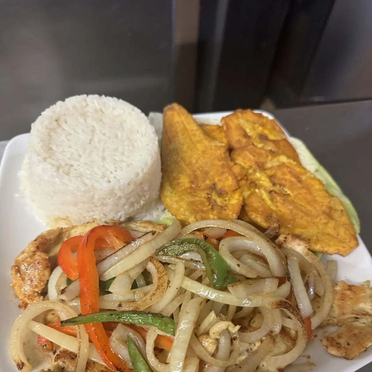 Pechuga Encebollada