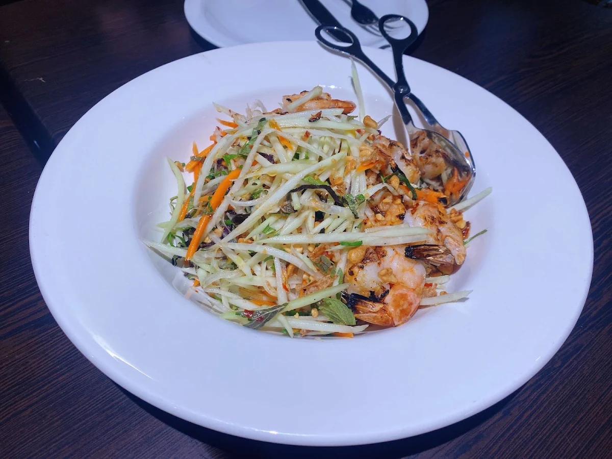Vietnamese Prawn Papaya Salad