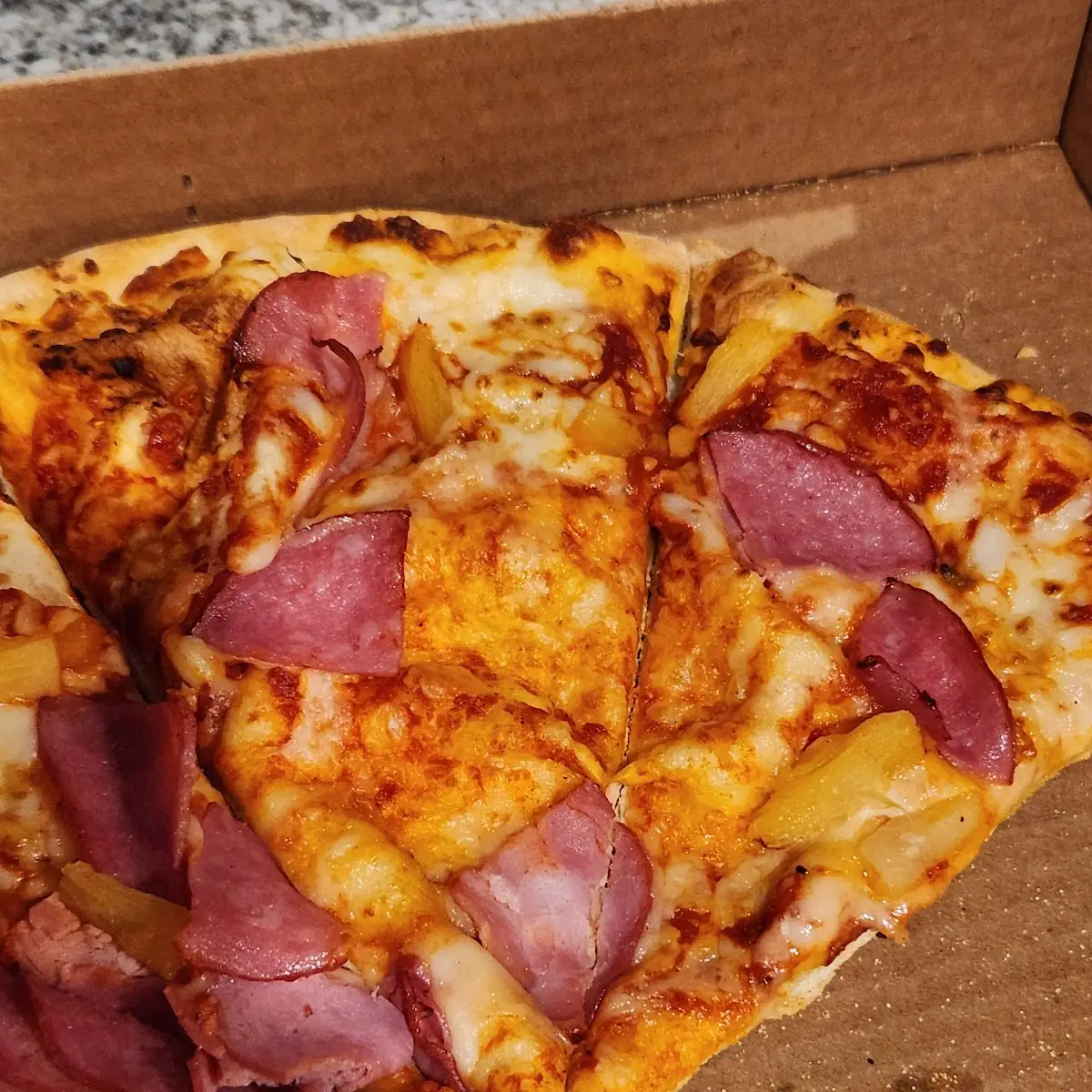 Hawaiian Pizza